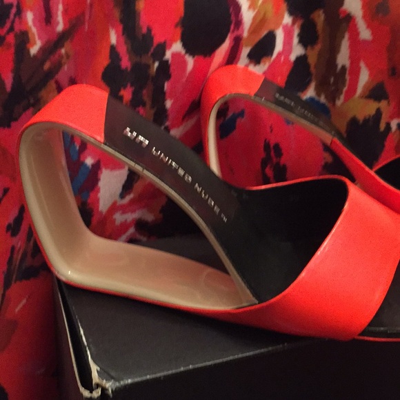 SOLD! United Nude Rare Slides - Picture 3 of 8